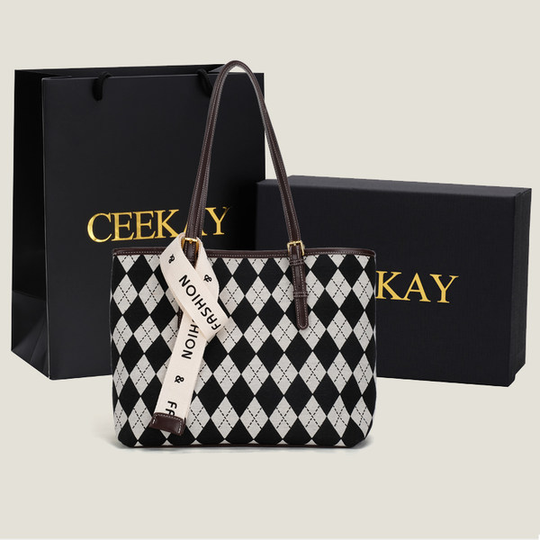 กระเป๋าสะพายข้างเกาหลี กระเป๋าผู้หญิงแบรนด์ CEEKEY