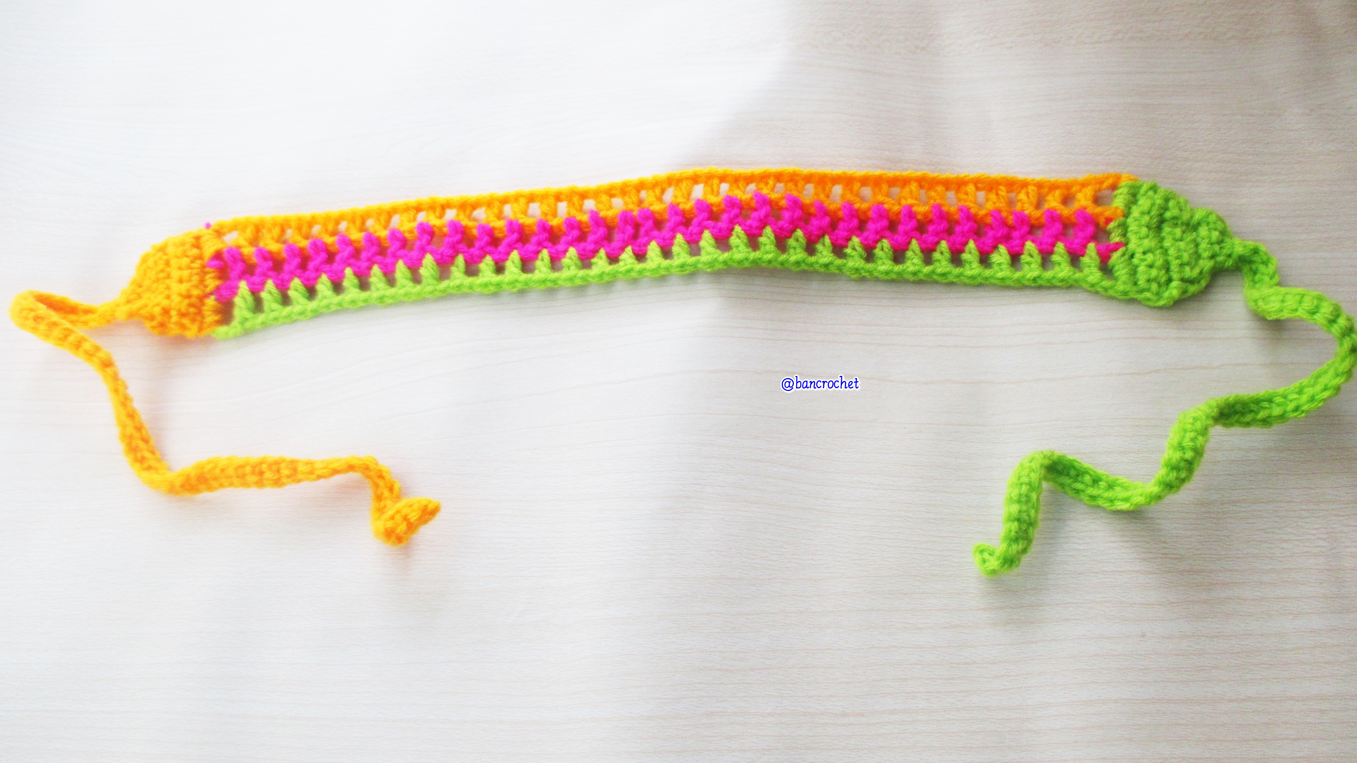 Bancrochet ที่คาดผมถักโครเชต์ สลับสีสดใส Crochet Headband หลากสี 1-1.5*13 inch