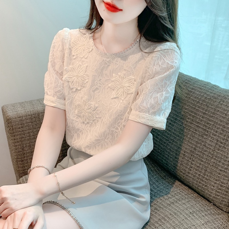 เสื้อเชิ้ตผู้หญิงใส่ทํางาน 390 บาทต่อชิ้น ฟรีค่าจัดส่ง