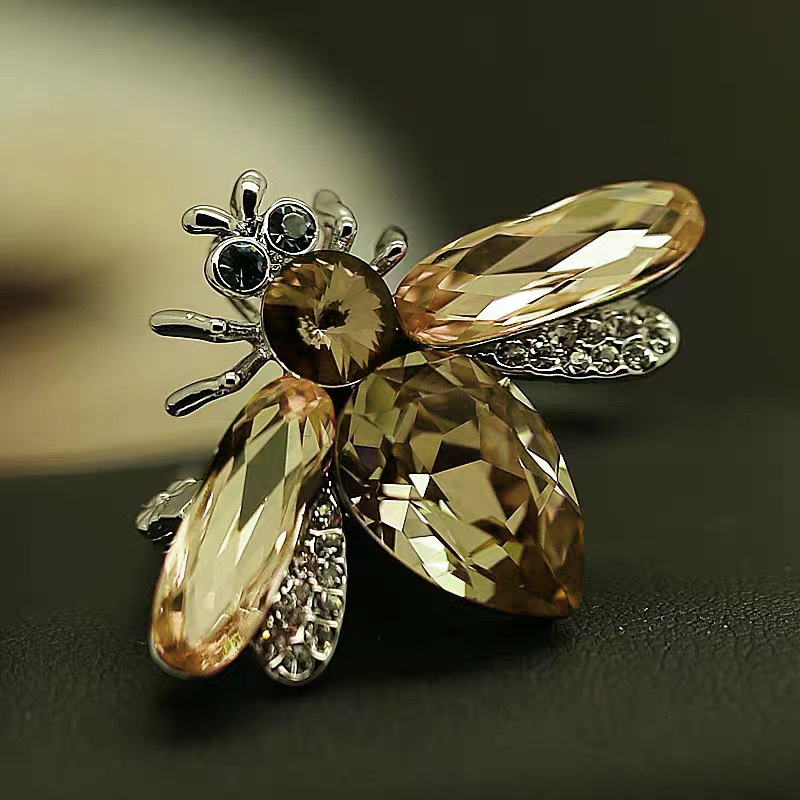 เข็มกลัด เข็มกลัดสวยๆ เข็มกลัดติดเสื้อ Brooch