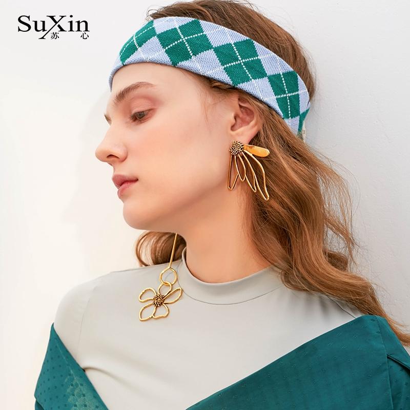 ต่างหู ตุ้มหูแฟชั่น By SuXin
