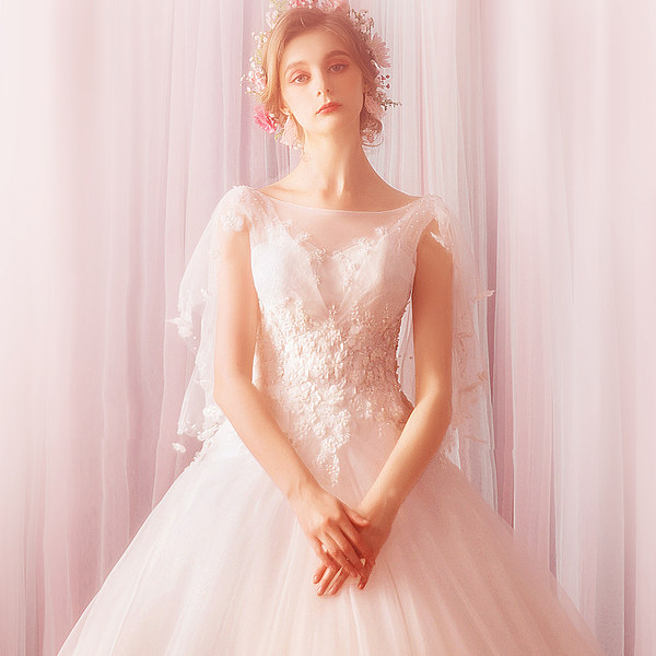 ชุดแต่งงาน Wedding Dress แบรนด์ Angel