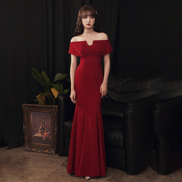 ชุดราตรี ชุดออกงาน ดีไซน์หรู แบรนด์ Angel