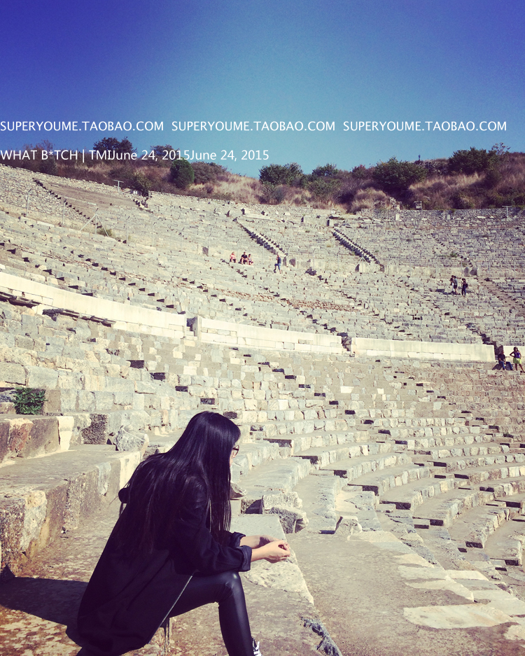 เสื้อกันหนาว ทรงเก๋ มีฮู้ด ผ้าสำสีเนื้อนุ่ม ใส่คลุมสวยๆในวันสบายๆค่าา พร้อมส่งจ้า