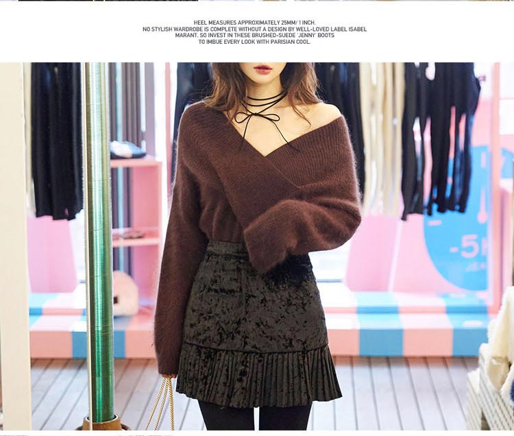 เสื้อแขนยาว ขนนุ่มมากกกก ใส่แบบเปิดไหล่ก็เก๋ สไตล์เกาหลี พร้อมส่งจ้า น้ำตาลเข้ม