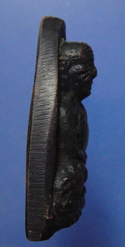 หลวงปู่ทวดหลังเตารีด วัดคอกหมู