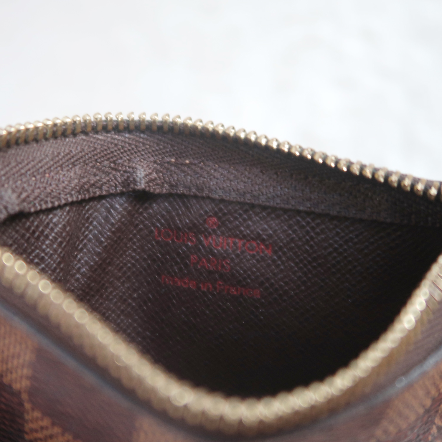 Louis Vuitton Damier Pochette Cle