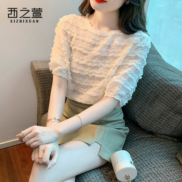 เสื้อลูกไม้ แขนสั้น