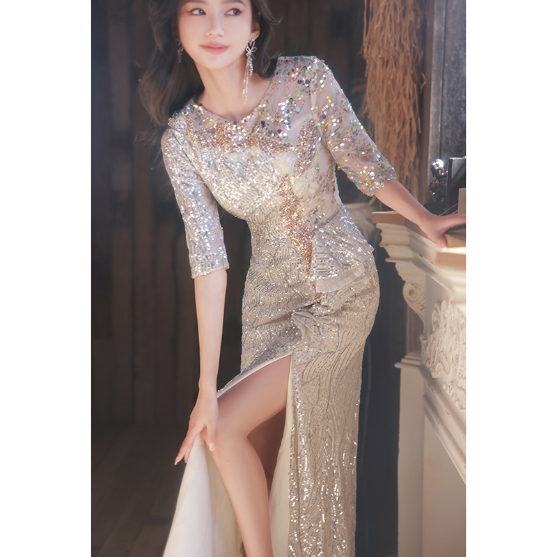 ชุดราตรี ชุดราตรีสวยหรู แบบ ทันสมัย Evening dress
