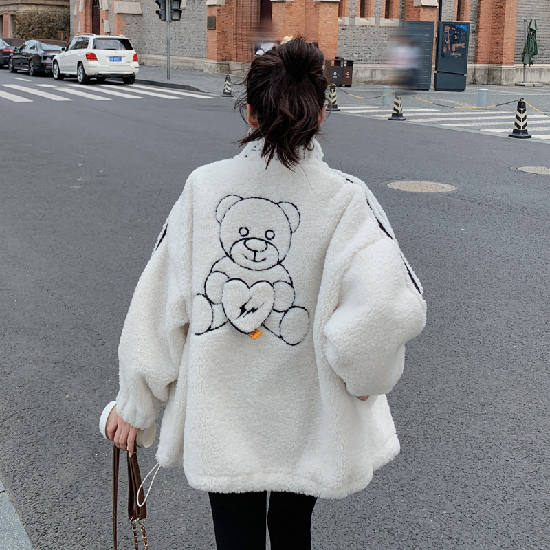 เสื้อโค้ท เสื้อโค้ทกันหนาว เสื้อโค้ทใส่เที่ยวต่างประเทศ ยี่ห้อ: Qianziqian