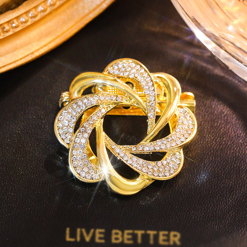 เข็มกลัด เข็มกลัดสวยๆ เข็มกลัดติดเสื้อ Brooch