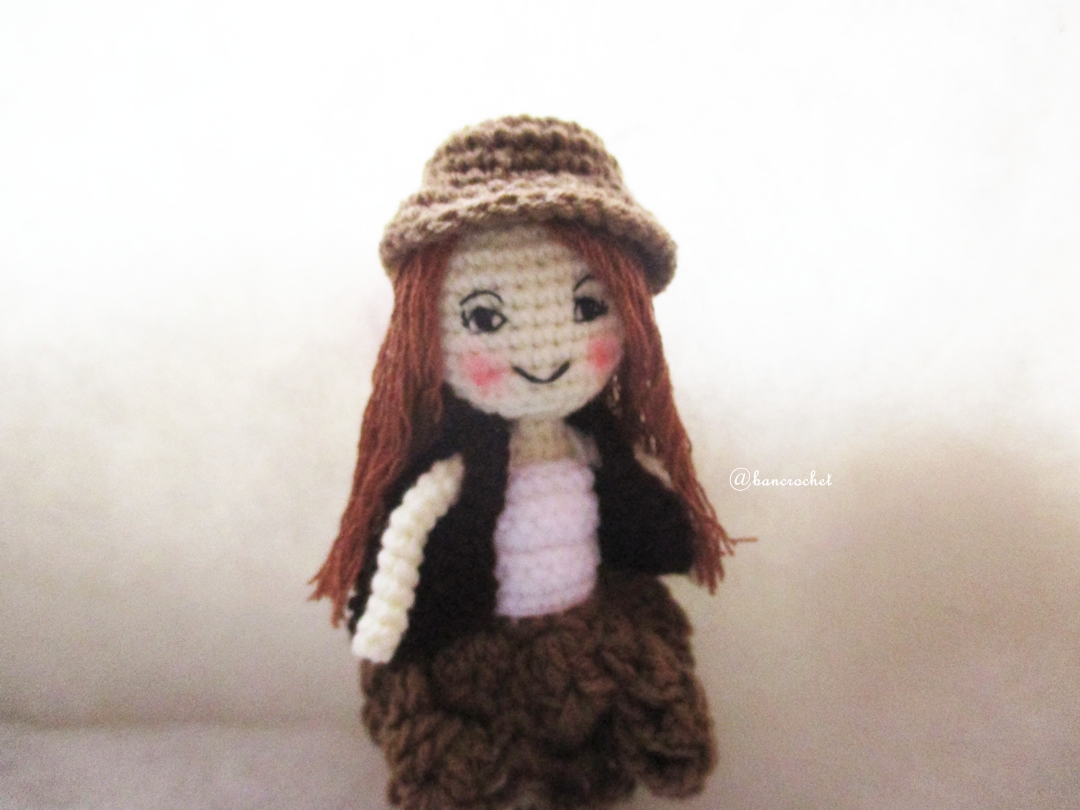 ตุ๊กตาเด็กผู้หญิงถัก ขนาด 7 นิ้ว girl amigurumi crochet dolls