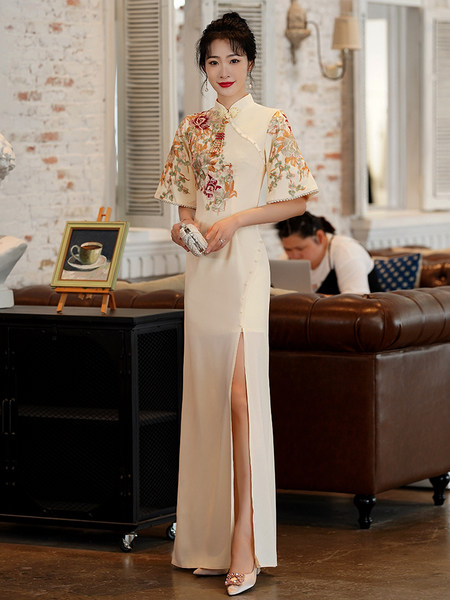 ชุดราตรี ชุดราตรีสวยหรู แบบ ทันสมัย Evening dress