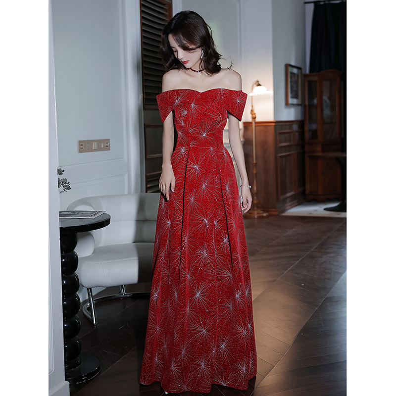 ชุดราตรี ชุดราตรีสวยหรู แบบ ทันสมัย Evening dress