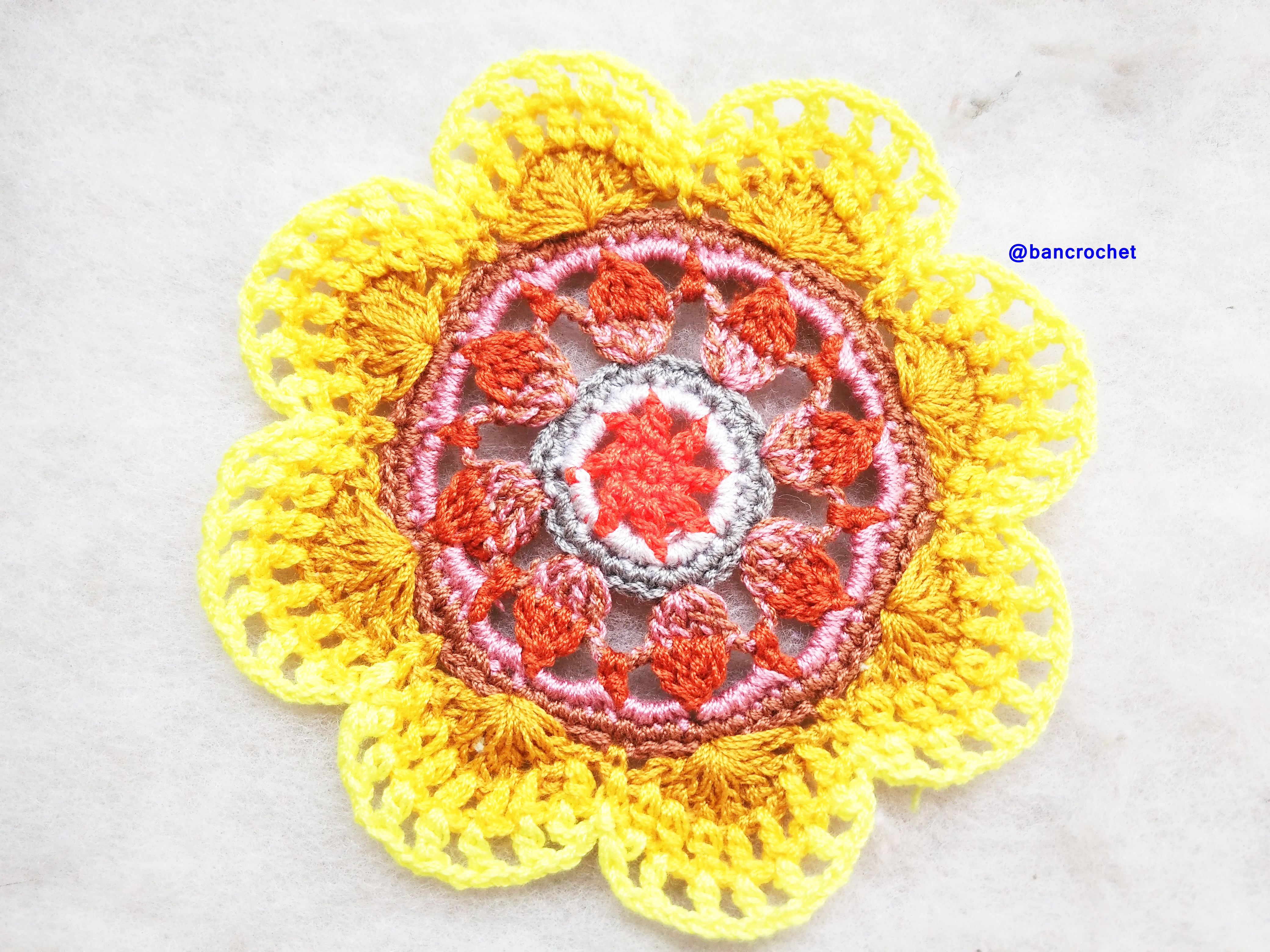 Bancrochet ที่รองแก้วถักโครเชต์ crochet coasters หลากสี 4 นิ้ว