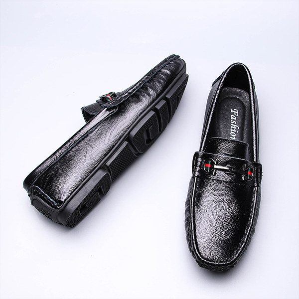 รองเท้าหนังผู้ชาย มีไซส์39-44 รองเท้าโลฟเฟอร์ชาย Slip-On Shoes