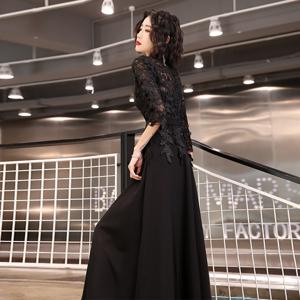 ชุดราตรี ชุดออกงาน ดีไซน์หรู แบรนด์ Angel