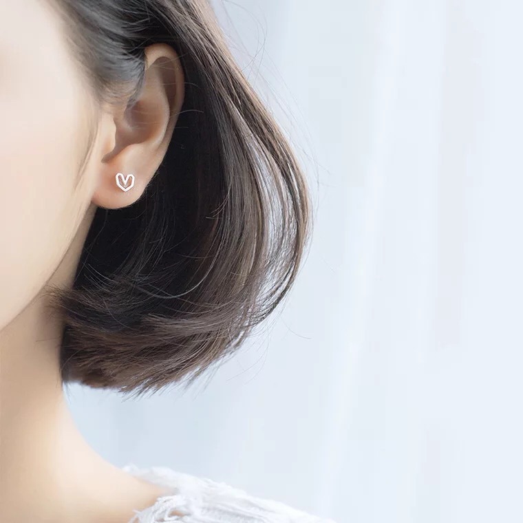 ต่างหูเงินแท้ S925 รุ่น Hearty ต่างหูแป้นรูปหัวใจขอบเหลี่ยม สีเงิน เงินแท้ทั้งชิ้น Silver925 ต่างหูผู้หญิง ตุ้มหูเงินแฟชั่น