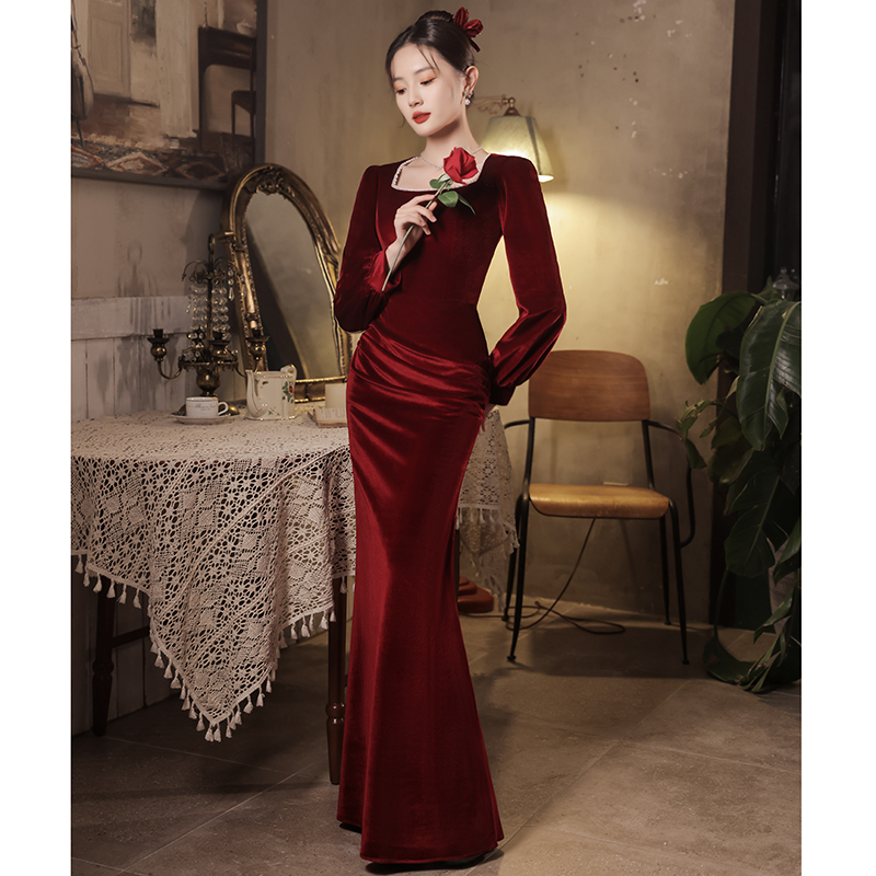 ชุดราตรี ชุดราตรีสวยหรู แบบ ทันสมัย Evening dress