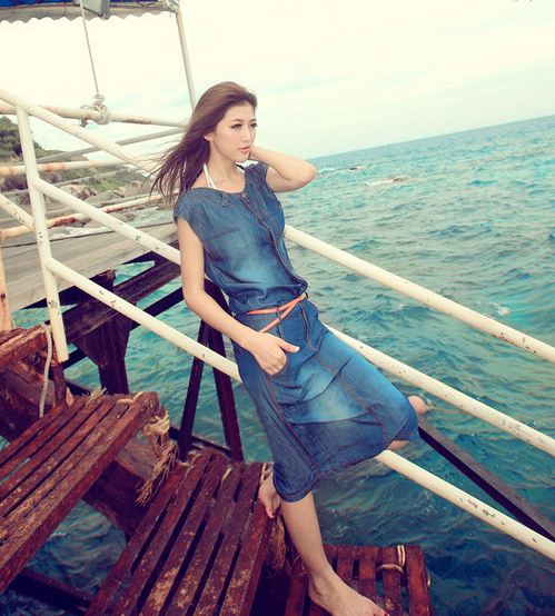 เดรสยีนส์ กระโปรงยาว คลุมเข่า เดรส ใส่เที่ยวชายทะเล ทรงตรง เดรสแขนกุด ผ้ายีนส์ สีเข้ม เนื้อผ้าโปร่ง ระบายอากาศได้ดี ใส่สบาย สุด ๆ 165380