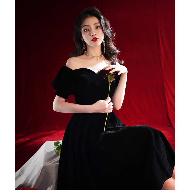 ชุดราตรี ชุดราตรีสวยหรู แบบ ทันสมัย Evening dress