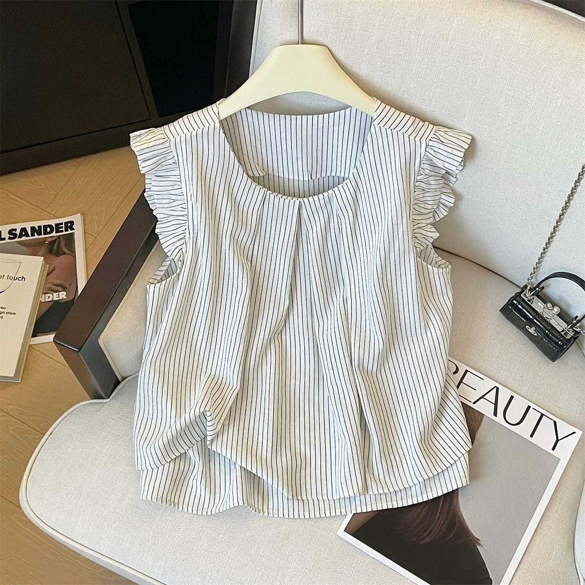 เสื้อเชิ้ตผู้หญิงใส่ทํางาน 390 บาทต่อชิ้น ฟรีค่าจัดส่ง
