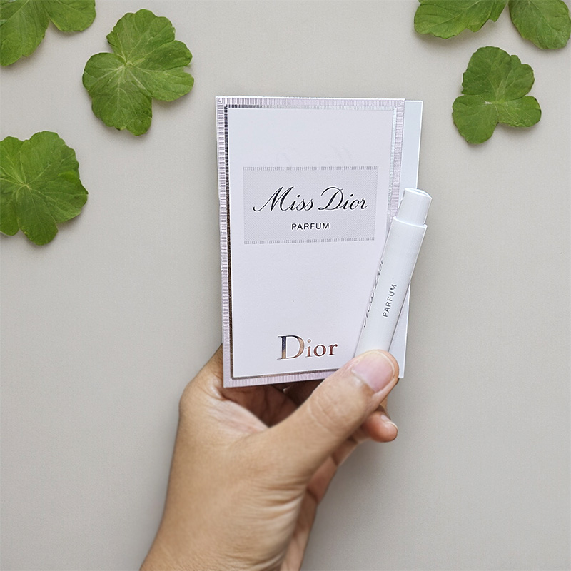 Christian Dior Miss Dior PARFUM 1 ml.