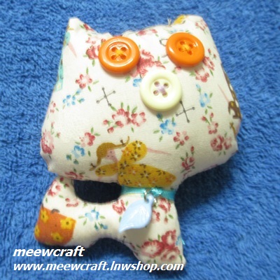 ตุ๊กตาบีบมีเสียง สูง 4" #0102-004
