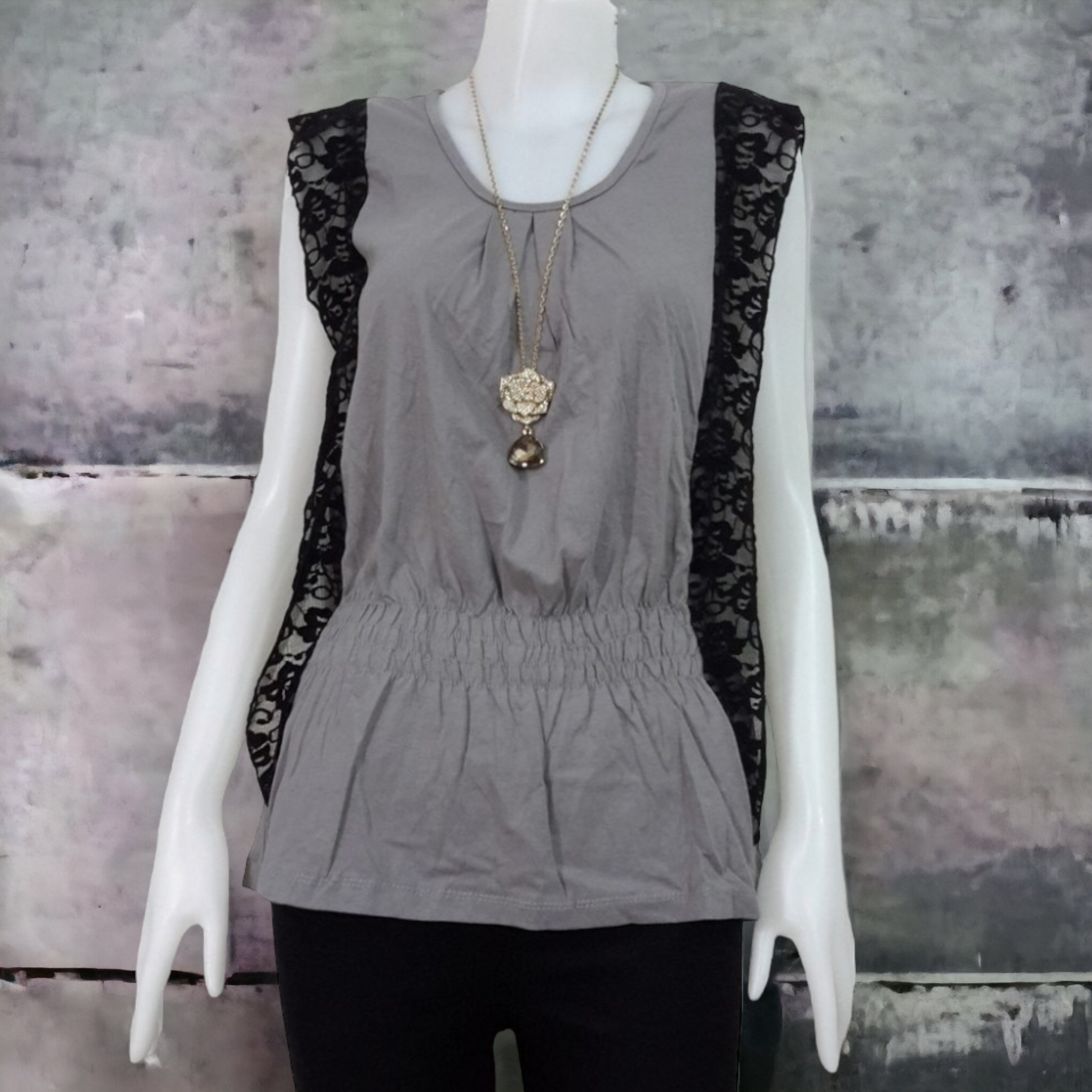 Blouse1771 เสื้อแฟชั่น แขนกุด จัมพ์เอว แต่งลูกไม้ด้านข้าง ผ้ายืดเนื้อนิ่ม สีเทาอ่อน