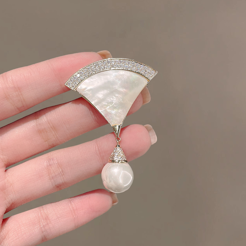 เข็มกลัด เข็มกลัดสวยๆ เข็มกลัดติดเสื้อ Brooch