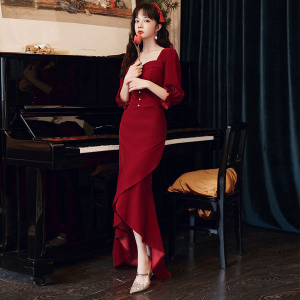 ชุดราตรี ชุดราตรีสวยหรู แบบ ทันสมัย Evening dress