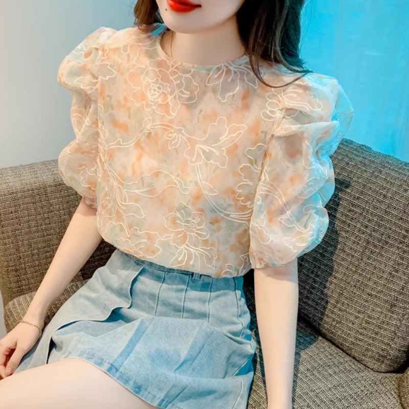 เสื้อเชิ้ตผู้หญิงใส่ทํางาน 390 บาทต่อชิ้น ฟรีค่าจัดส่ง