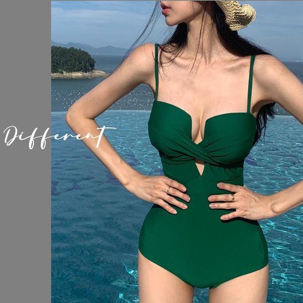 ชุดว่ายน้ำผู้หญิง ชุดว่ายน้ำน่ารัก Bikini ชุดไปทะเล
