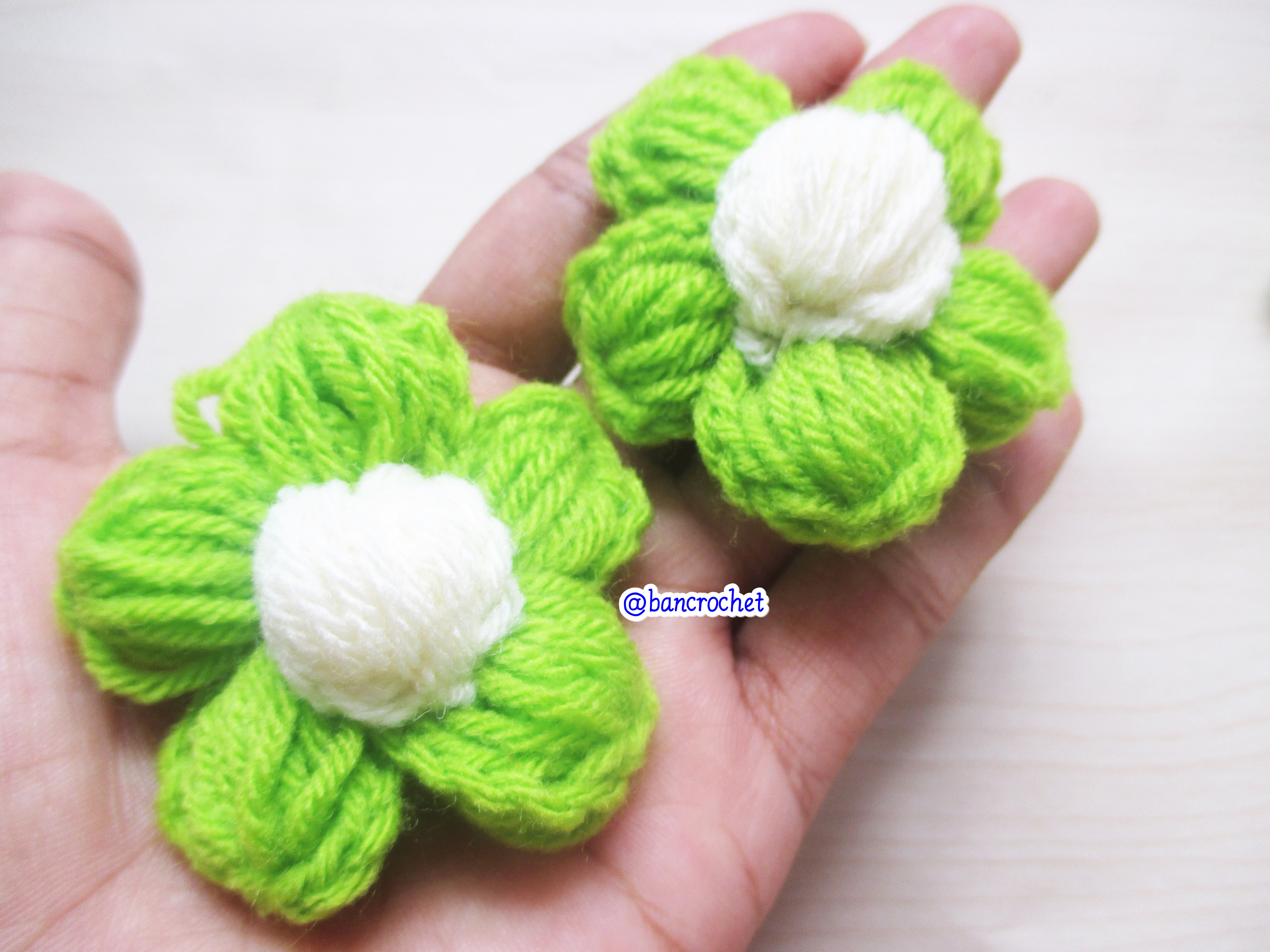 Bancrochet ดอกไม้ฟู ๆ ถักโครเชต์ Crochet Flowers สีเขียว 5 cm
