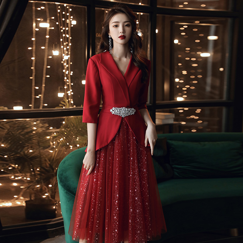 ชุดราตรี ชุดราตรีสวยหรู แบบ ทันสมัย Evening dress