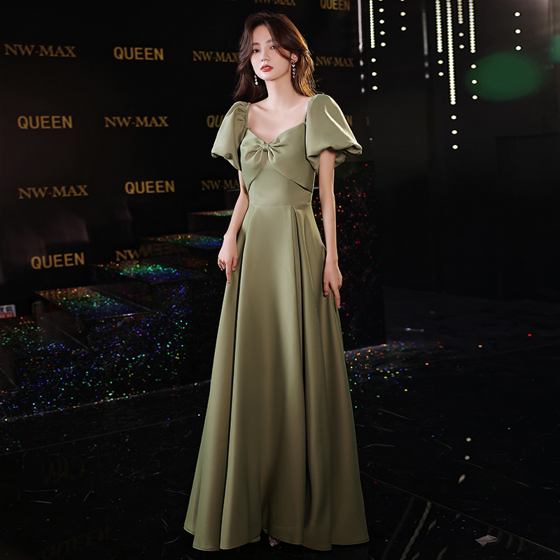 ชุดราตรี ชุดราตรีสวยหรู แบบ ทันสมัย Evening dress