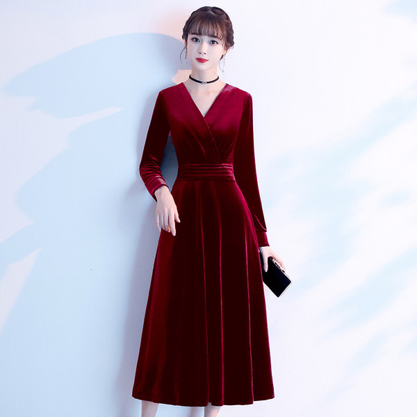 ชุดราตรี ชุดออกงาน ดีไซน์หรู แบรนด์ Angel