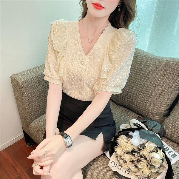 เสื้อลูกไม้สวยๆ เสื้อลูกไม้ เสื้อลูกไม้แฟชั่น BY MIRI