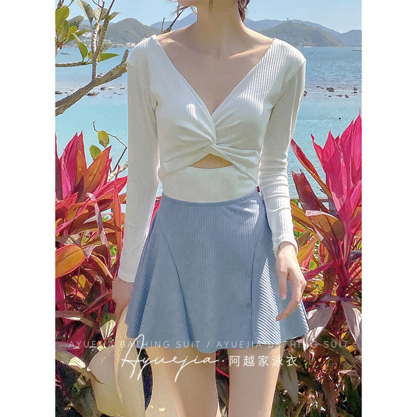 ชุดว่ายน้ำผู้หญิง ชุดว่ายน้ำน่ารัก Bikini ชุดไปทะเล