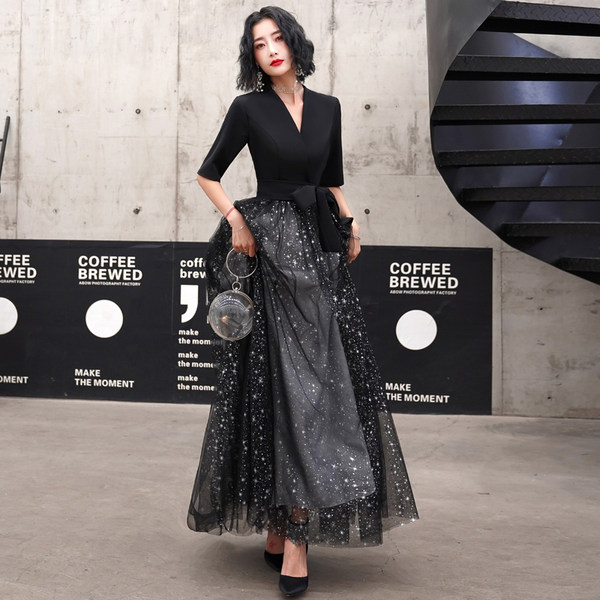 ชุดราตรี ชุดราตรีสวยหรู แบบ ทันสมัย Evening dress