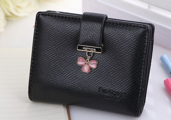 กระเป๋าสตางค์ผู้หญิง ใบสั้น กระเป๋าสตางค์ ใบเล็ก ห้อย จี้ดอกโคลเว่อร์ ดอกไม้ แห่งความโชคดี กระเป๋าสตางค์ วัยรุ่น เด็กมหาลัย เด็กมัธยม แบบสวยค่ะ 411066