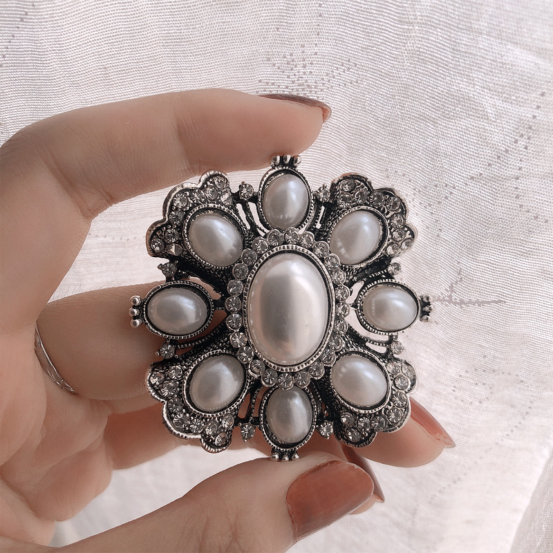 เข็มกลัด เข็มกลัดสวยๆ เข็มกลัดติดเสื้อ Brooch
