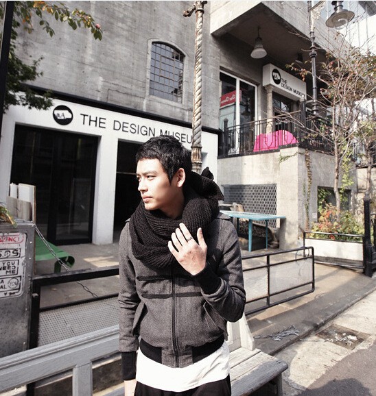 ผ้าพันคอไหมพรม เกาหลี สีดำ มิกกับชุดไหนก็สวย ใส่ได้ทั้งผู้ชายและผู้หญิง พร้อมส่ง