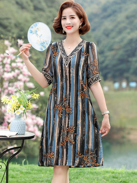 เดรสวัยผู้ใหญ่40-60ปี เดรสคุณแม่ ชุดเดรสทำงานวัยผู้ใหญ่ แบรนด์ MAMA DRESS