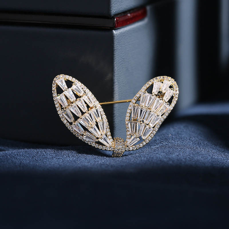 เข็มกลัด เข็มกลัดสวยๆ เข็มกลัดติดเสื้อ Brooch