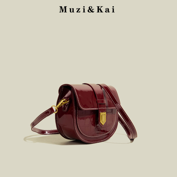 กระเป๋าสะพายข้างผู้หญิง กระเป๋าสะพายสไตล์เกาหลี By Muzi&Kai