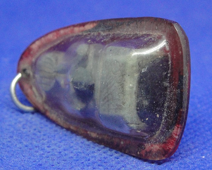 พระปิดตาหินแกะ