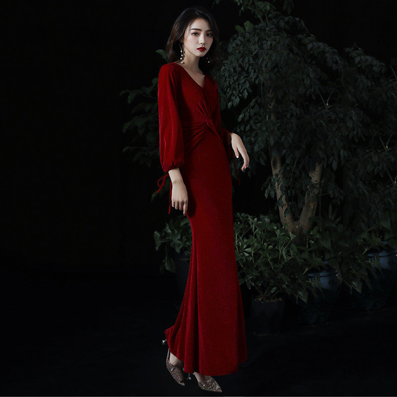 ชุดราตรี ชุดราตรีสวยหรู แบบ ทันสมัย Evening dress