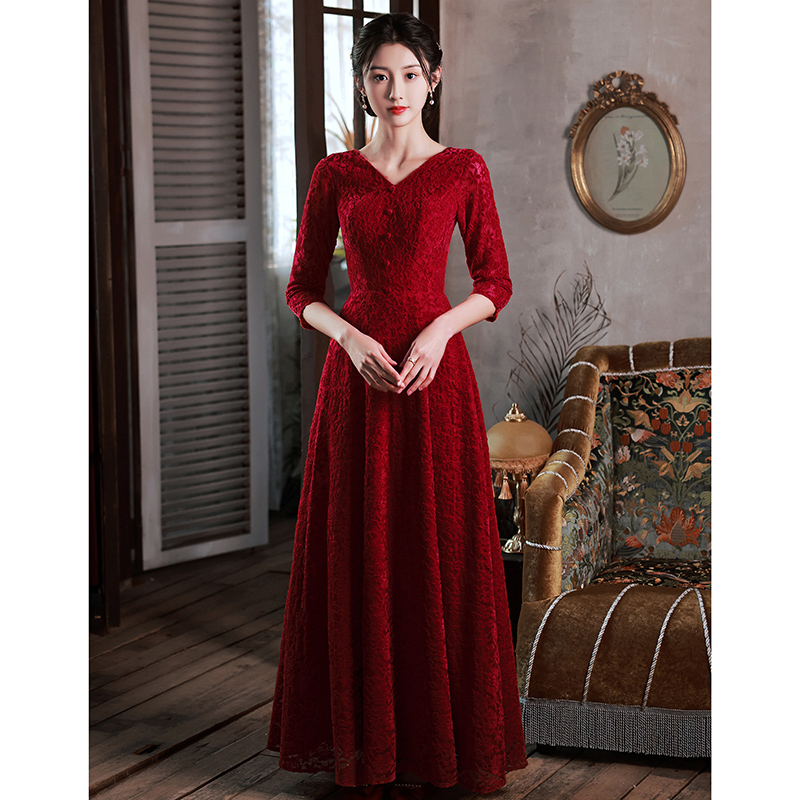 ชุดราตรี ชุดราตรีสวยหรู แบบ ทันสมัย Evening dress