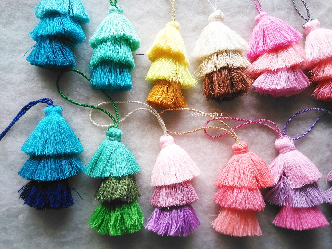 (ราคาส่ง) พวงกญแจพู่แขวนกระเป๋า Tassel keychains หลากสี 5.5-6 นิ้ว